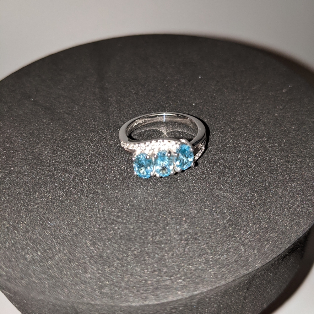 Natural topaz & zircon ring. Size 6 - Picture 6 of 12